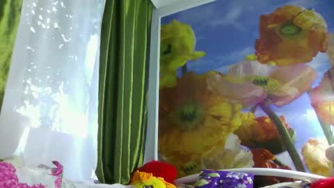 kroshka online show from 10-13-25, 10:04