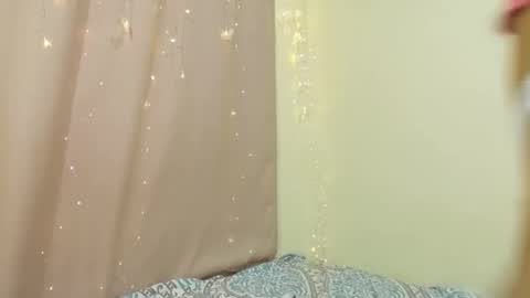 Lina and roberth online show from 10-02-25, 06:42