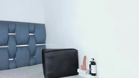 yourwife_anna online show from 10-20-25, 10:27