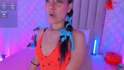 Val online show from 10-22-25, 03:51