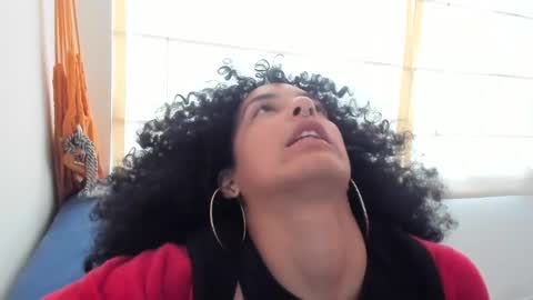 Snapshot of youwishtobeme chatting on 02-13-25, 09:27 elizabeth ju online show from 02-13-25, 09:27