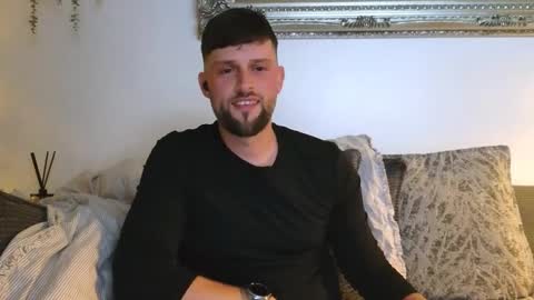 youzername2 online show from 12-14-25, 12:49