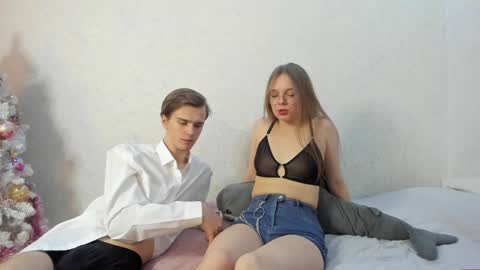 Yue Lang and Samm online show from 01-30-25, 08:10