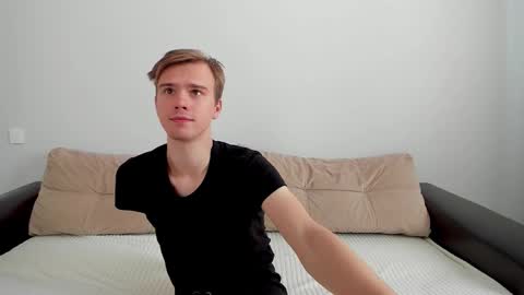 Yue Lang and Samm online show from 09-21-25, 09:00