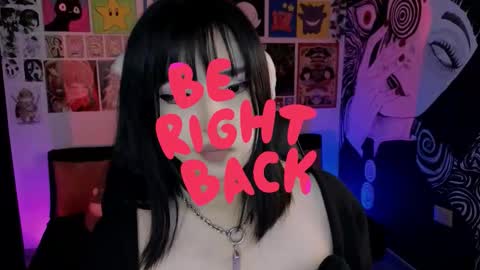    rawr   Anne Independent model      online show from 10-10-25, 09:25