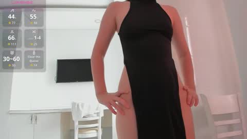 Yuki online show from 12-22-25, 04:20