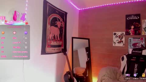 YUKO online show from 10-15-25, 01:28