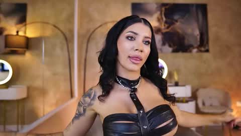 Snapshot of yuliadesirevska chatting on 10-14-25, 05:47 Yulia online show from 10-14-25, 05:47