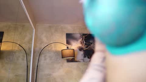 Snapshot of yuliadesirevska chatting on 10-19-25, 05:02 Yulia online show from 10-19-25, 05:02