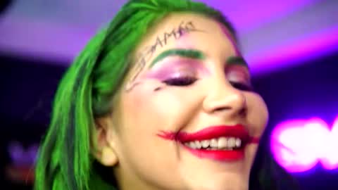 Snapshot of yuliadesirevska chatting on 10-31-25, 10:33 Yulia online show from 10-31-25, 10:33