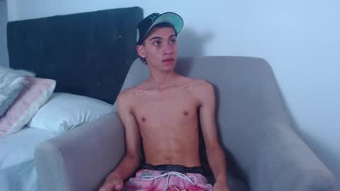 yulian_vasquez online show from 02-15-25, 12:22