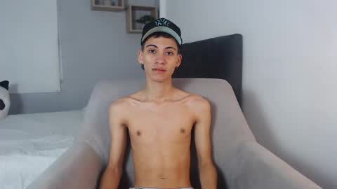 yulian_vasquez online show from 03-09-25, 12:09