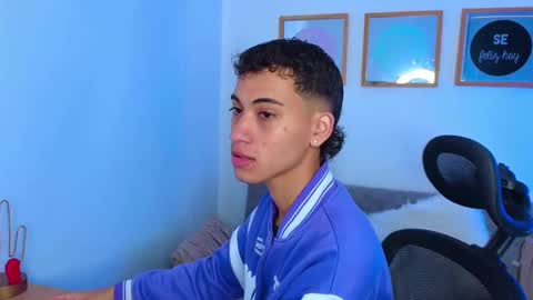 yulian_vasquez online show from 09-12-25, 12:27