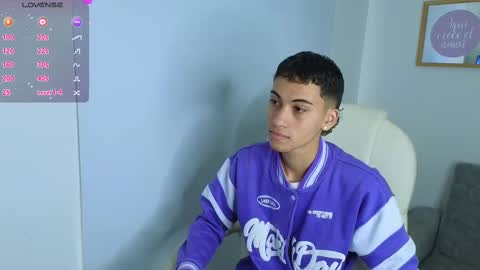yulian_vasquez online show from 09-16-25, 12:06