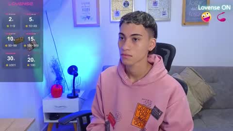 yulian_vasquez online show from 11-14-25, 12:37