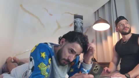 Snapshot of yulianpereira25 chatting on 11-09-25, 01:04 yulian 2811 online show from 11-09-25, 01:04