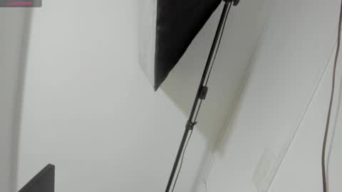 Y U L I T Z A online show from 12-18-25, 11:38