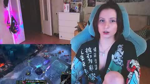 Kris online show from 01-22-25, 08:49