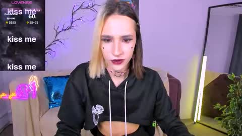 Yumeliko online show from 09-10-25, 12:38