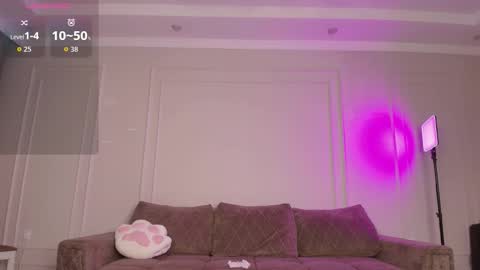 Yumi online show from 02-21-26, 07:15