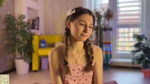 Snapshot of yummycitrus chatting on 11-14-25, 10:14 Katherine online show from 11-14-25, 10:14