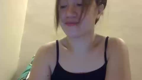 yummyclaya online show from 10-20-25, 01:33