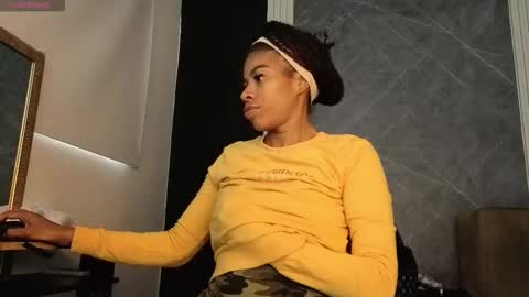 Yummyduo online show from 10-25-25, 12:02