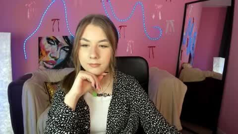 Snapshot of yuna_kim_ chatting on 04-06-26, 12:17 Yuna online show from 04-06-26, 12:17