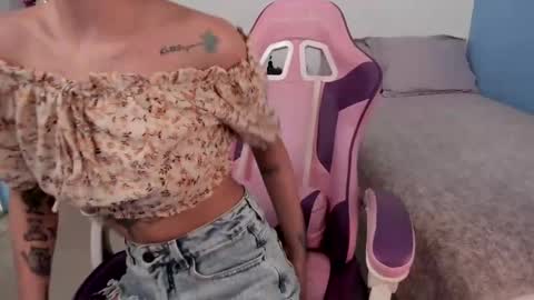 Yuna online show from 12-10-24, 07:22