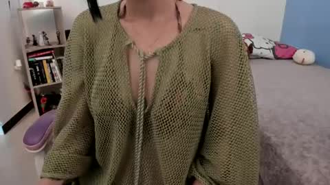 Yuna online show from 01-04-25, 06:09