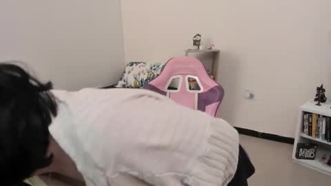 Yuna online show from 02-07-25, 03:08