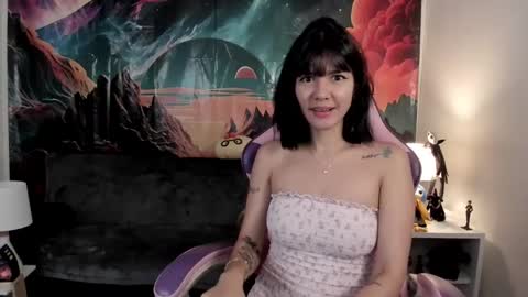 Yuna online show from 10-20-25, 03:01