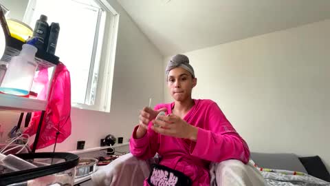 BbyTSSLut online show from 10-03-25, 10:07