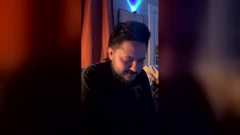 yungjj94 online show from 12-03-25, 06:32