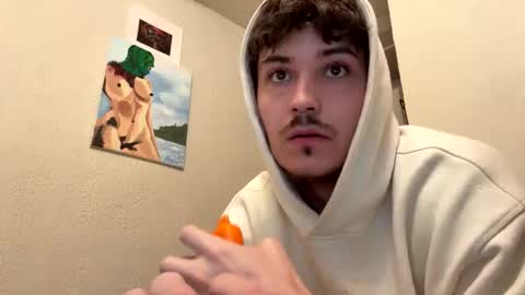 Snapshot of yungstudbev chatting on 11-07-25, 12:10 yungstudbev online show from 11-07-25, 12:10