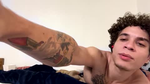 Snapshot of yungxxhung chatting on 01-15-25, 10:06 yungxxhung online show from 01-15-25, 10:06