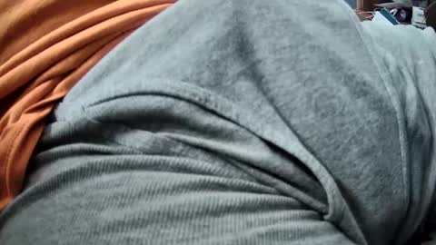 yuppers1234 online show from 12-05-24, 03:39