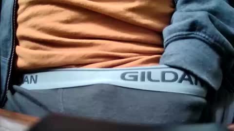 yuppers1234 online show from 10-24-25, 07:10