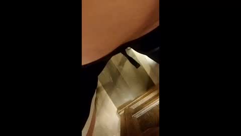 Snapshot of yupthatshim chatting on 01-06-25, 05:52 yupthatshim online show from 01-06-25, 05:52