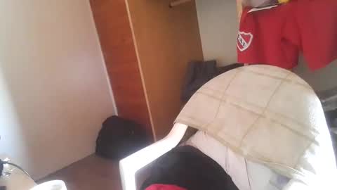 Yuumi online show from 10-07-25, 06:27