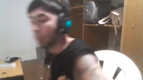 Yuumi online show from 10-14-25, 06:03