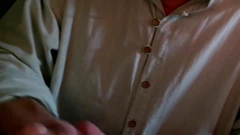 yvanbonar181018 online show from 09-24-25, 08:23