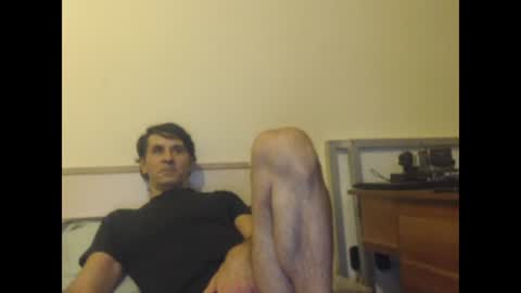 Snapshot of yvesstorm5 chatting on 01-04-25, 04:22 yvesstorm5 online show from 01-04-25, 04:22