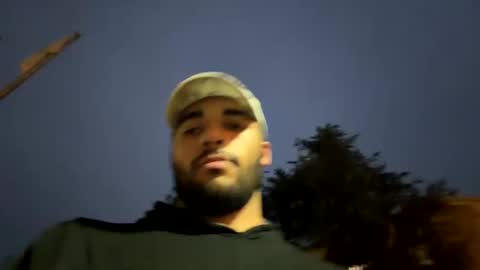 Snapshot of yyyyttttone chatting on 10-28-25, 12:19 yyyyttttone online show from 10-28-25, 12:19