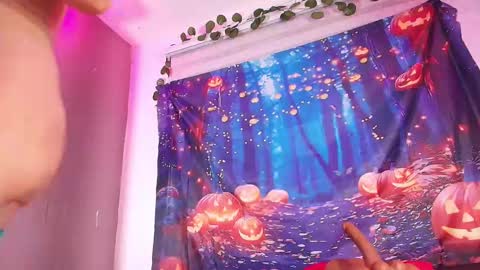 Zoe  online show from 10-09-25, 03:04