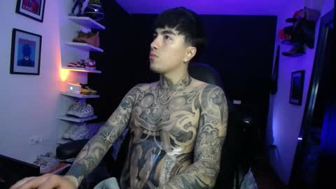 zac_muller1 online show from 10-17-25, 02:37