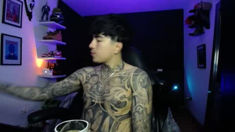 zac_muller1 online show from 11-29-25, 09:34