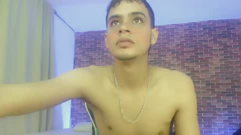 Snapshot of zacariass_ chatting on 09-24-25, 05:11 ZACARIAS online show from 09-24-25, 05:11