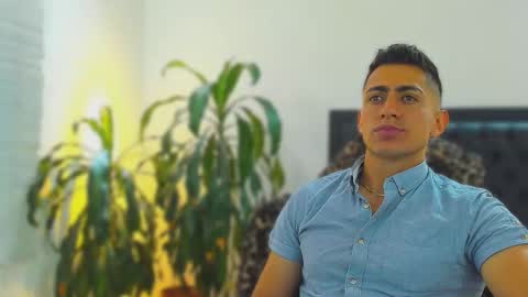 zachpri20 online show from 10-13-25, 05:51