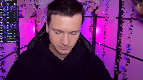 Snapshot of zackhandsome chatting on 10-09-25, 06:33 Zack online show from 10-09-25, 06:33